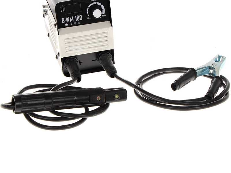 Soldadora inverter con electrodo de corriente continua Blackstone B-WM 180 - 180 A - con Kit MMA