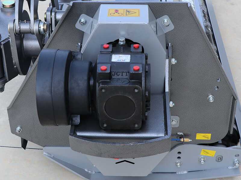 BlackStone BVH 160 H - Trituradora lateral de brazo para tractor - Serie pesada