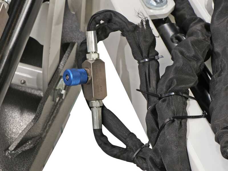 BlackStone BVH 140 H - Trituradora lateral de brazo para tractor - Serie medio-pesada