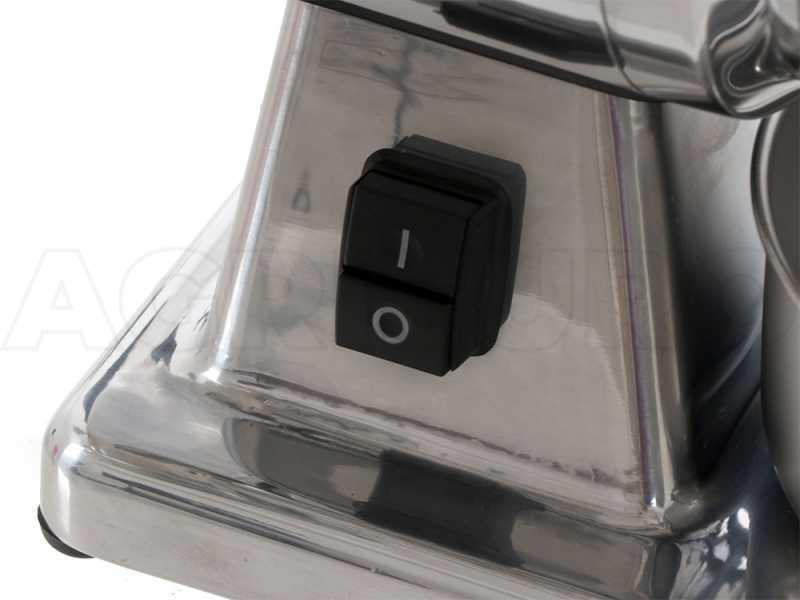 Fama TG8 - Picadora de carne el&eacute;ctrica - Rallador integrado - Grupo de triturado en aluminio