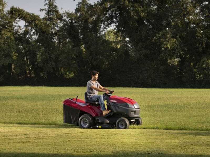 Tractor cortac&eacute;sped Castelgarden PTX 210 HD - cambio hidrost&aacute;tico - saco de recogida