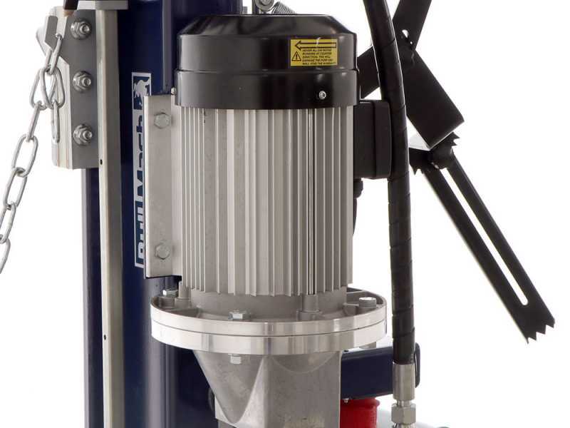 BullMach BM-LS-ET-T 16 V - Astilladora de le&ntilde;a h&iacute;brida - Vertical - El&eacute;ctrica y a tractor