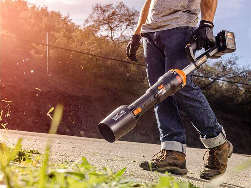 Soplador de bater&iacute;a WORX NITRO WG585E - 2x20V/4Ah