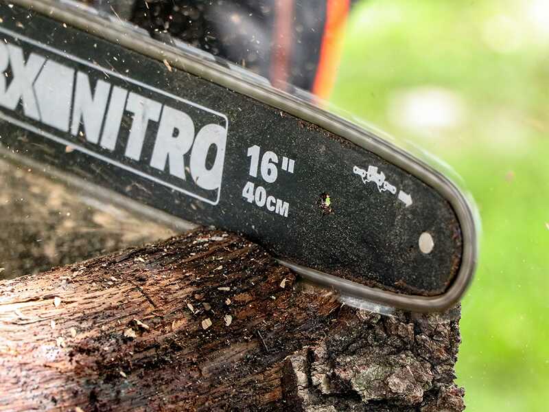 Worx WG385E Nitro - Electrosierra de bater&iacute;a 2x40V/4Ah + 2x40V/4Ah gratis - Espada de 40 cm