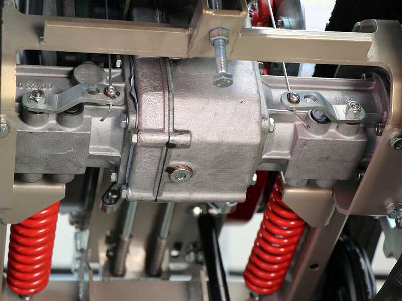 Benassi T750 HD - Desbrozadora de orugas profesional de martillos - Honda GX390