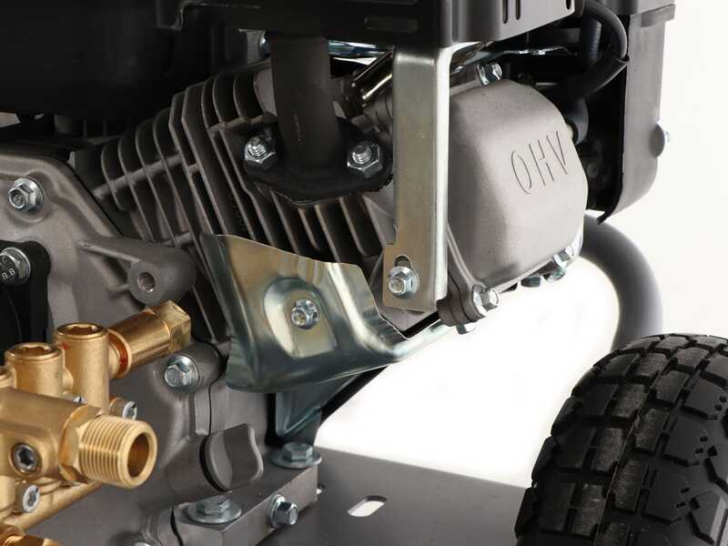 Hidrolimpiadora de gasolina K&auml;rcher Pro HD 6/15 G Classic - Motor Loncin G200FA