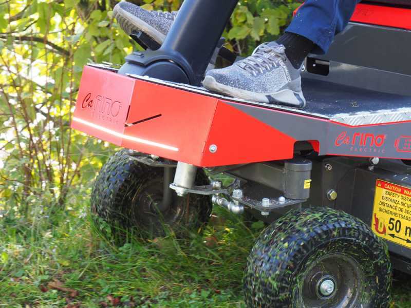 Tractor cortac&eacute;sped desbrozador el&eacute;ctrico CaRINO - Motor de bater&iacute;a 48V/200 Ah - Ancho de corte 110 cm