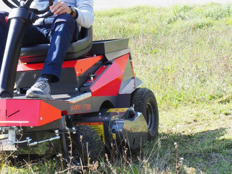 Tractor cortac&eacute;sped desbrozador el&eacute;ctrico CaRINO - Motor de bater&iacute;a 48V/200 Ah - Ancho de corte 110 cm