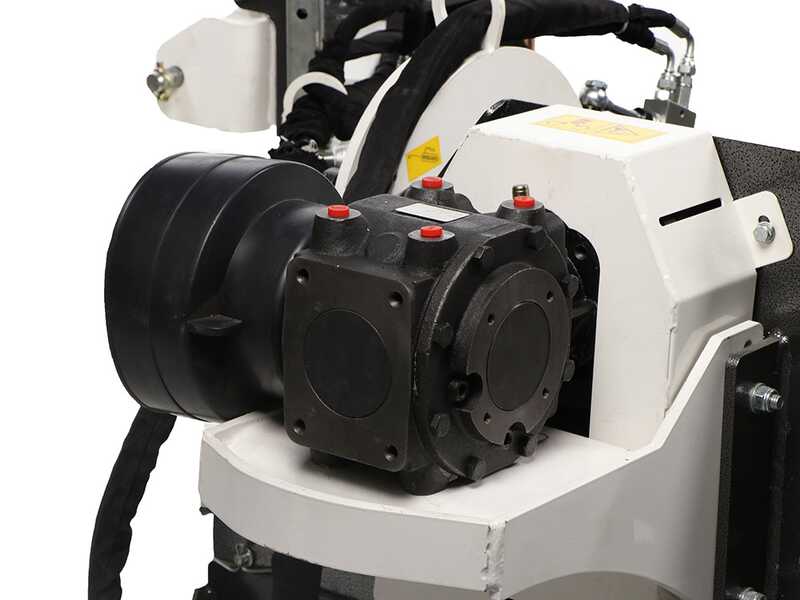 BlackStone BP-LA 165 Hydro - Trituradora lateral de brazo para tractor - Serie mediana-pesada