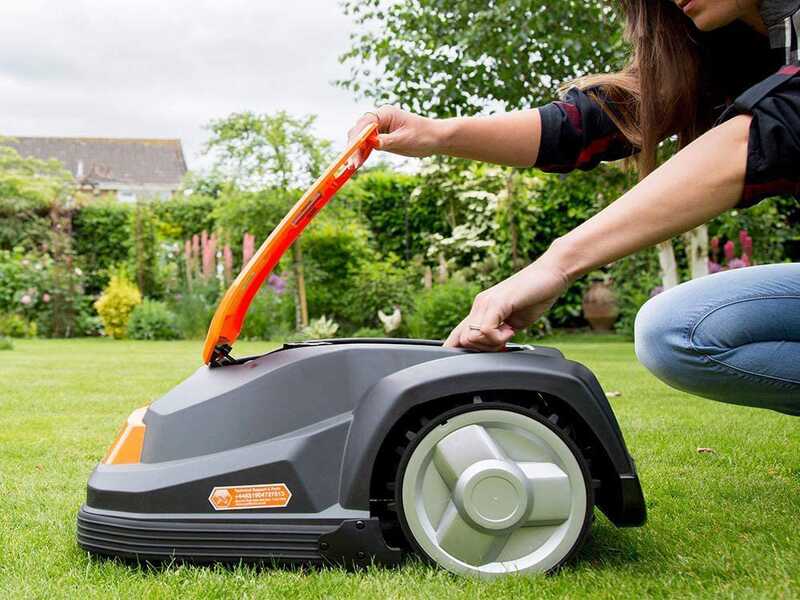 Yard Force SA900B - Robot cortac&eacute;sped - Gesti&oacute;n mediante APP - Bluetooth integrado