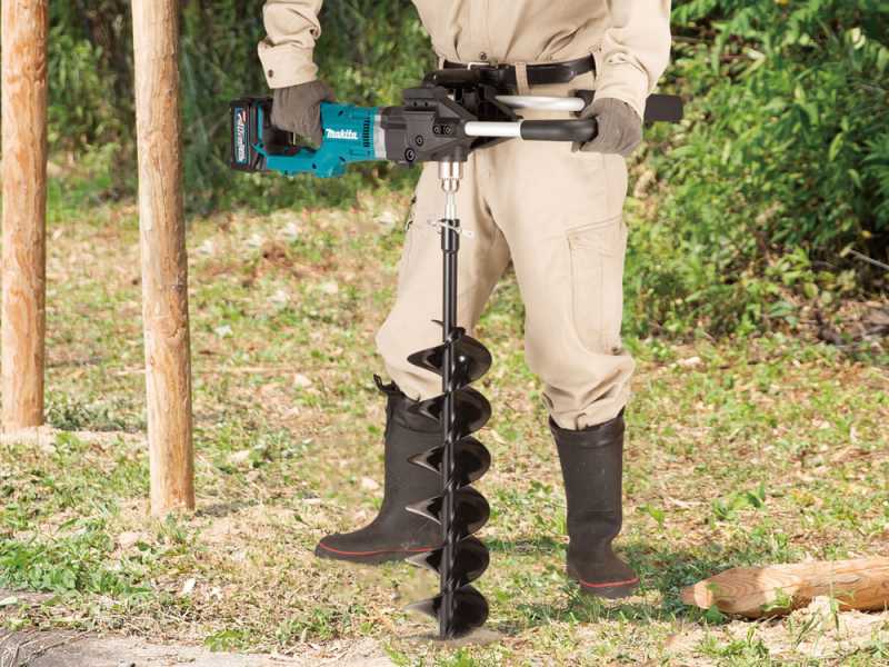 Makita DG001GT105 - Ahoyador de bater&iacute;a - 40V 5Ah - BROCA NO INCLUIDA