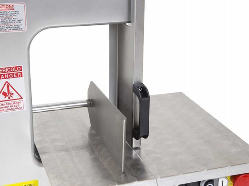 Sierra de huesos Savioli 1650 anodizada - Cuchilla de 1650 - Trif&aacute;sica - Sierra de cinta