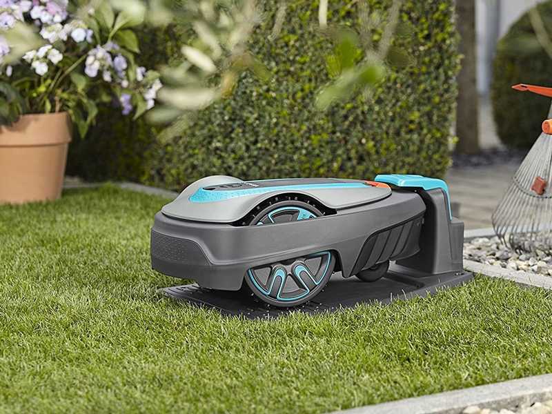 Robot cortac&eacute;sped Gardena SILENO city 600 set Smart - Gesti&oacute;n Gardena Smart App
