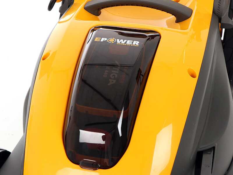 Stiga Combi 340e - Cortac&eacute;sped de bater&iacute;a - 48V/4Ah - Corte 38 cm