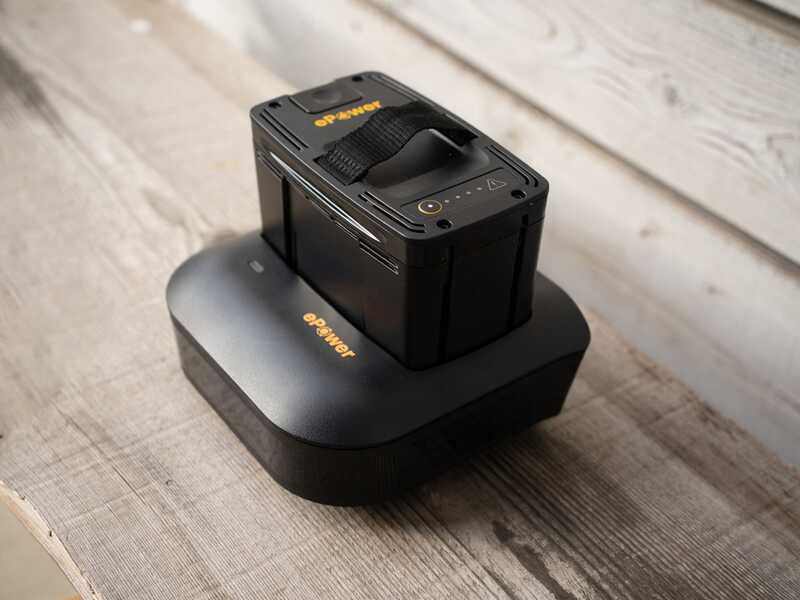 Stiga MT 500e Kit - Cortasetos y podadora con p&eacute;rtiga multifunci&oacute;n - Bater&iacute;a y cargador incluidos