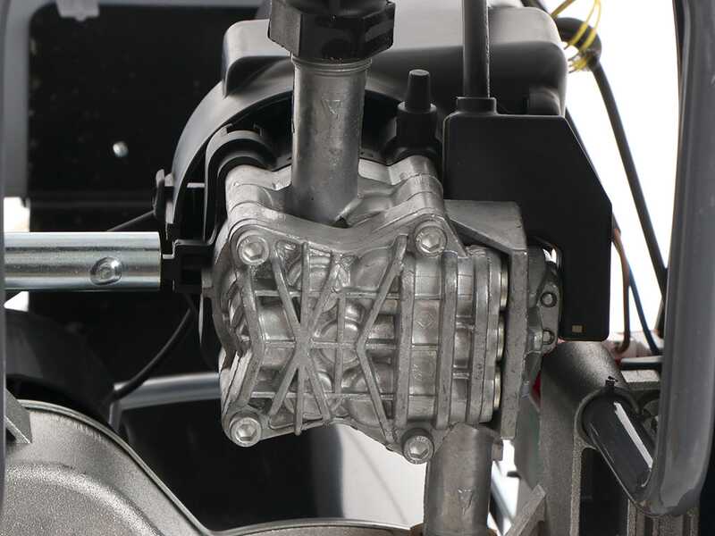 Lavor XTR-R 1007 - Hidrolimpiadora de agua caliente - 135 bar - 420 L/h - 36032-00105