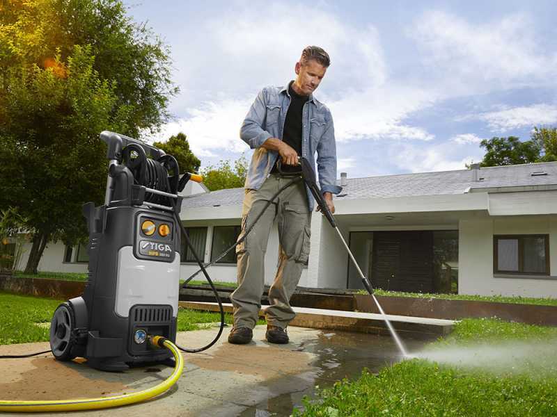 Stiga HPS 345 R - Hidrolimpiadora compacta de agua fr&iacute;a - 370 l/h - 145 bar