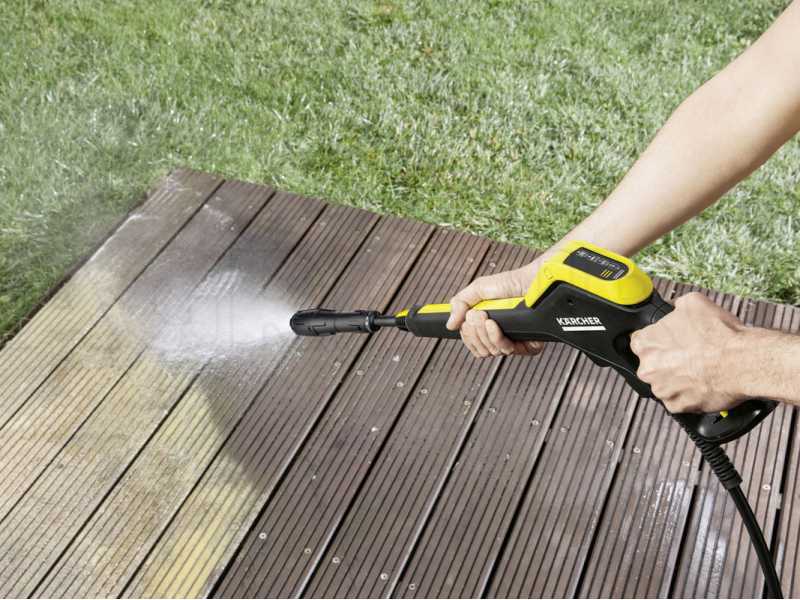 Hidrolimpiadora de agua fr&iacute;a Karcher K4 Power Control Home, 420 lt/h - 130bar