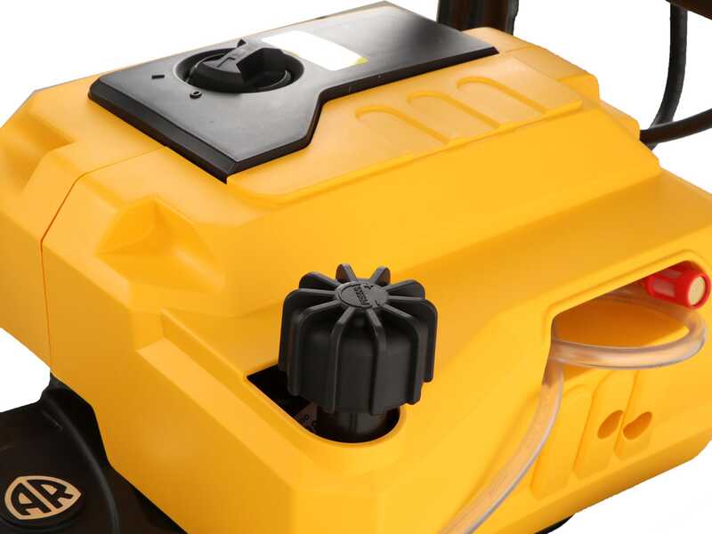 DeWalt DXPW 007E - Hidrolimpiadora trif&aacute;sica profesional - 230 bar - 840 l/h