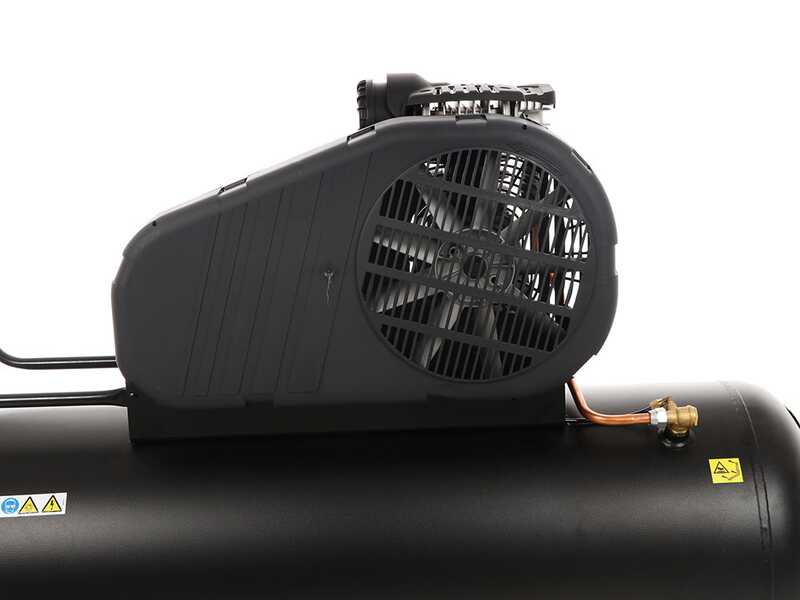 Nuair B3800B/4CT/200 Tech-Pro - Compresor de aire el&eacute;ctrico monof&aacute;sico de correa - Motor 4 HP - 200 L