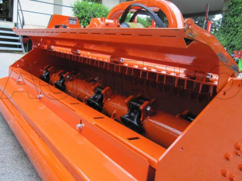Trituradora de sarmientos y hierba para tractor AgriEuro PS 200 pesada - hidr&aacute;ulica