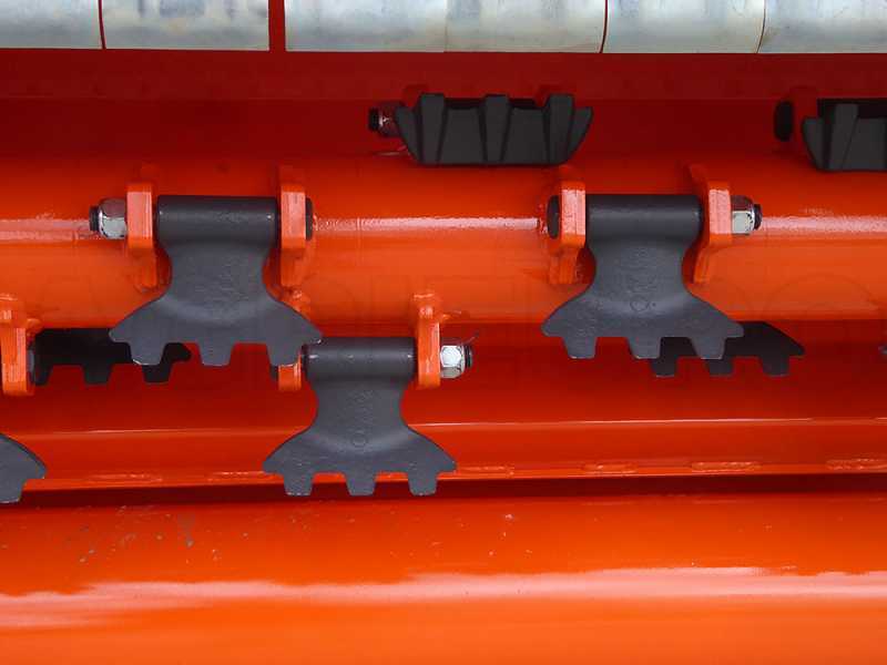 Top Line A-PS 180 - Trituradora lateral para tractor con brazo para terraplenes - Serie pesada