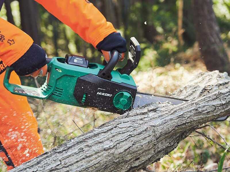 HIKOKI CS3630DB - Electrosierra de bater&iacute;a de corte 36V 2.5Ah - Espada de 30cm