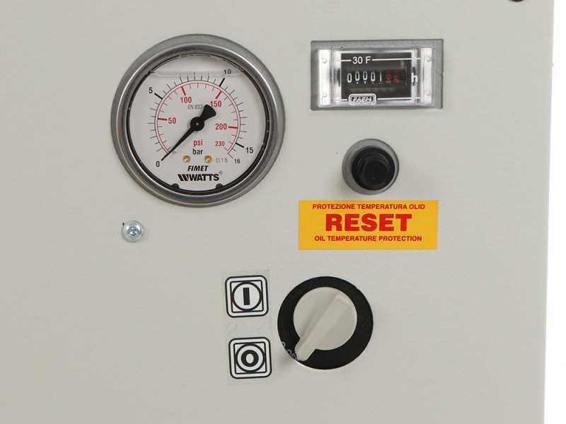 FIAC Light Silver LS 4 10 400/50 CE - Compresor trif&aacute;sico de tornillo silencioso - Motor 4.5 HP