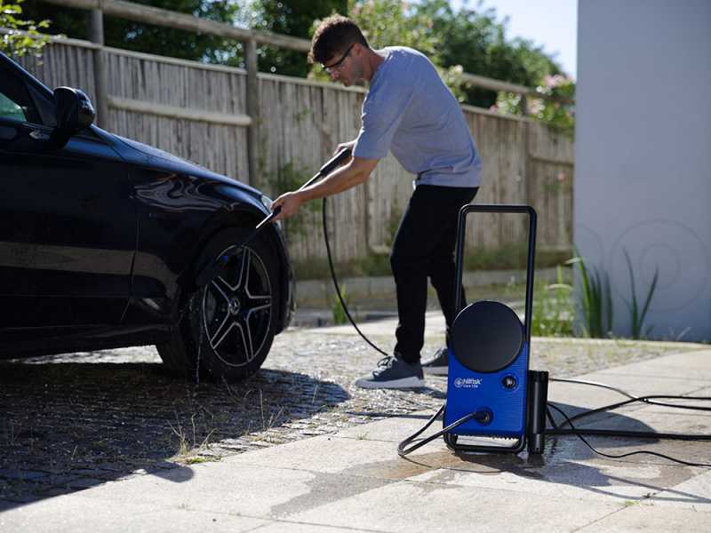 Hidrolimpiadora el&eacute;ctrica de agua fr&iacute;a Nilfisk Core 130-6 PC