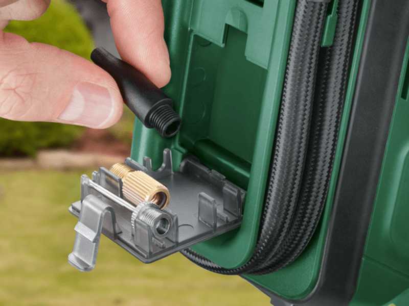 Bosch Universal Pump - Compresor de aire de bater&iacute;a - BATER&Iacute;A Y CARGADOR NO INCLUIDOS