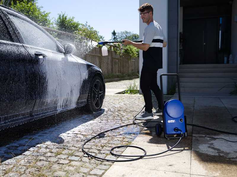 Hidrolimpiadora el&eacute;ctrica de agua fr&iacute;a Nilfisk CORE 125-5 EU