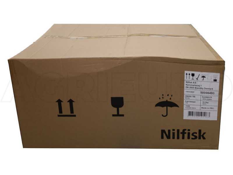 Nilfisk SW 250 - Barredora manual de empuje con recogedor 