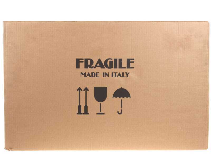 Fama Grande con accesorio para cortar pasta - M&aacute;quina de hacer pasta profesional trif&aacute;sica 2 en 1 - Amasa y extrude
