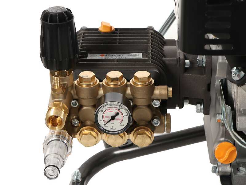 Hidrolimpiadora de gasolina Comet FDX Blade S 13/180 - Motor Honda GX200