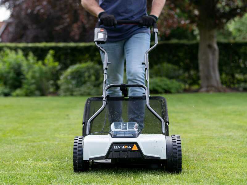 Cortac&eacute;sped helicoidal de bater&iacute;a Batavia BT-CLM001 - 18 V - SIN BATER&Iacute;A NI CARGADOR