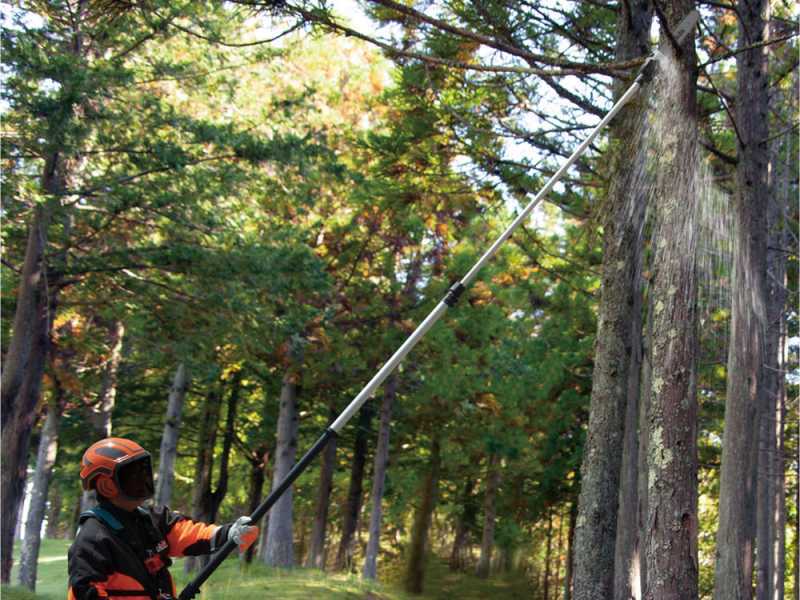Podadora el&eacute;ctrica de bater&iacute;a con p&eacute;rtiga telesc&oacute;pica Makita UA004GZ de 40V - Sin cargador ni bater&iacute;a