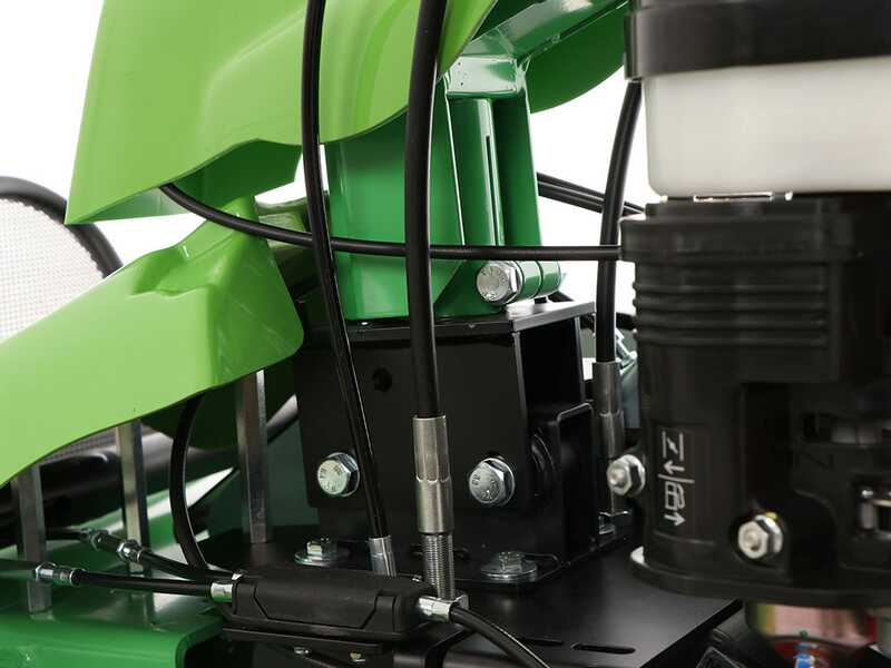 Lampacrescia MGM TTR886 - Desbrozadora de ruedas con martillos - Honda GX390 Pendientes Fuertes