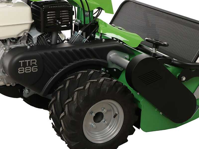 Lampacrescia MGM TTR886 - Desbrozadora de ruedas con martillos - Ruedas gemelas - Honda GX390 Pendientes Fuertes