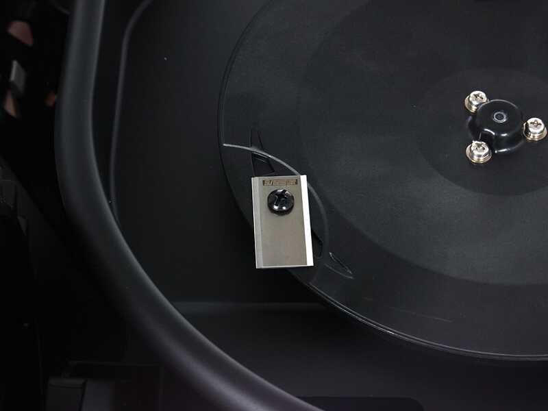 AMA Freemow RBA 2000 Serie L - Robot Cortac&eacute;sped