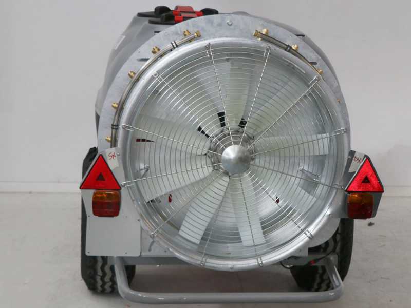 Atomizador de arrastre Gray T Car 1000/80 con enganche para tractor para pulverizaci&oacute;n - Capacidad 1000 L - Bomba AR1064