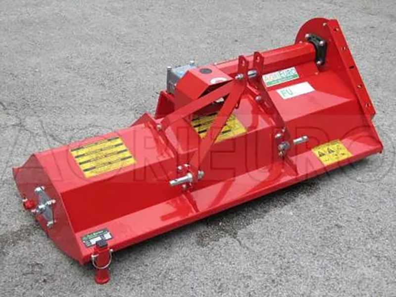 Trituradora de hierba y sarmientos para tractor serie ligera AgriEuro FU 138