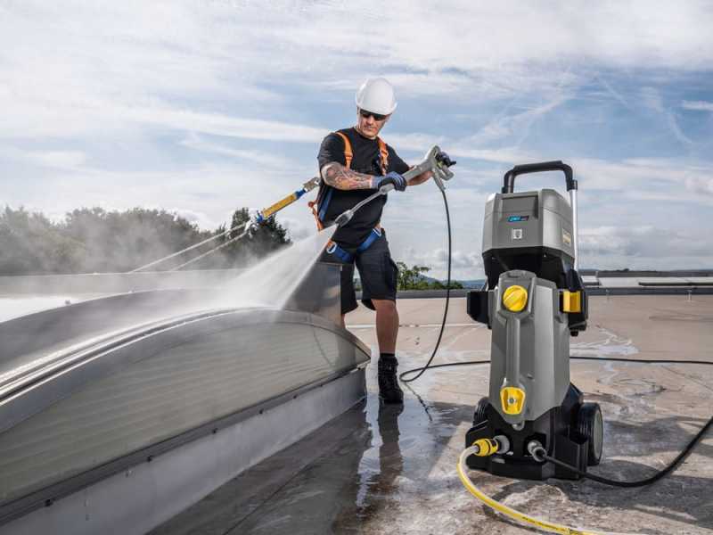 K&auml;rcher Pro HD 4/11 C Bp - Hidrolimpiadora profesional - 36V - BATER&Iacute;A Y CARGADOR NO EST&Aacute;N INCLUIDOS