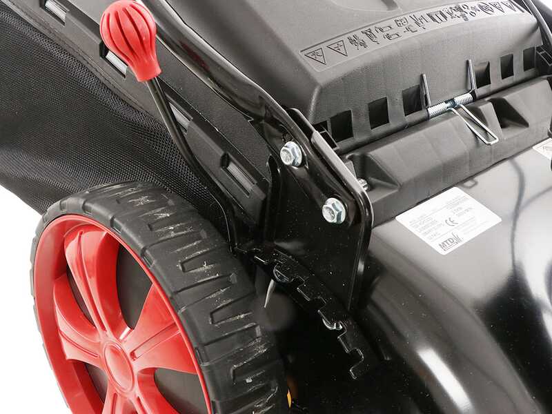 Cortac&eacute;sped de gasolina MTD Smart 46 PO / N - motor ThorX 35 OHV