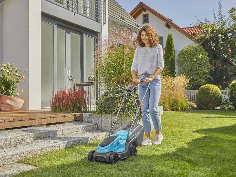 Gardena PowerMax 30/18V P4A - Cortac&eacute;sped de bater&iacute;a - BATER&Iacute;A Y CARGADOR NO EST&Aacute;N INCLUIDOS