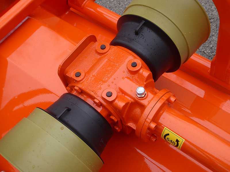 Top Line R-MS 130 - Trituradora para tractor Serie media - Reversible - Desplazamiento hidr&aacute;ulico