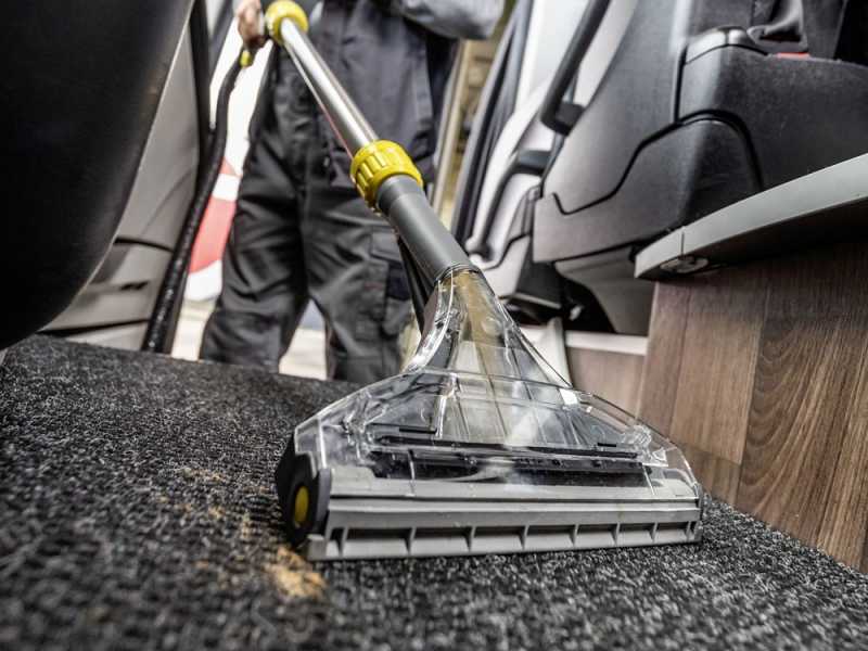 K&auml;rcher Pro Puzzi 8/1 ADV - Pulverizaci&oacute;n/Aspiraci&oacute;n - Lavamoquetas - Potencia 1200 W