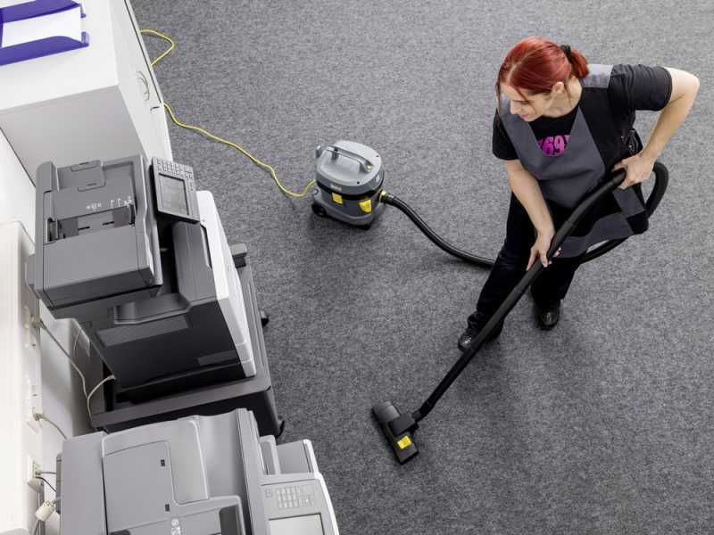 Karcher Pro T 11/1 Classic - Aspirador profesional S&Uacute;PER silencioso - 850W