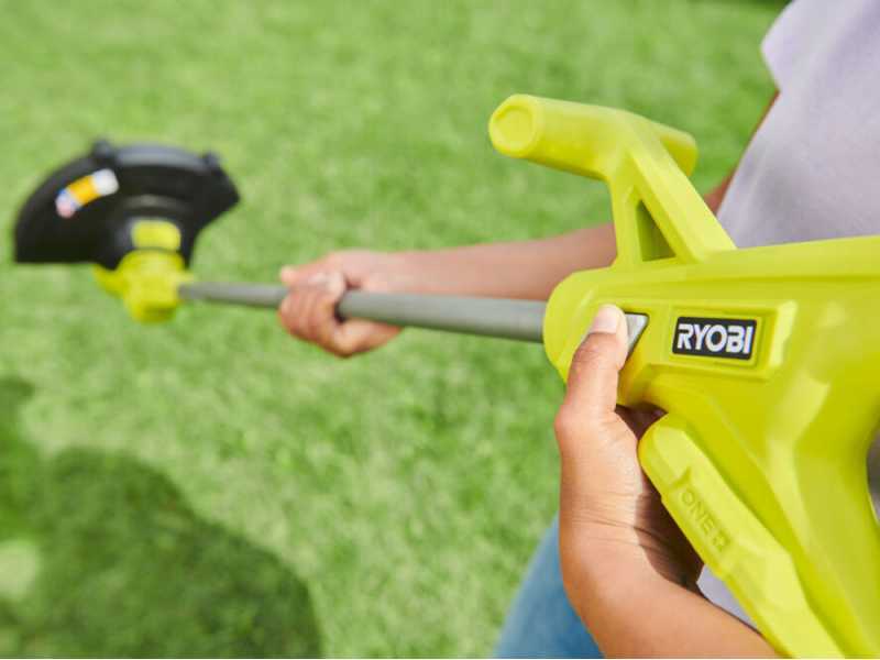 RYOBI RY18LT23A-120 - Cortabordes de bater&iacute;a 18V/1.5Ah