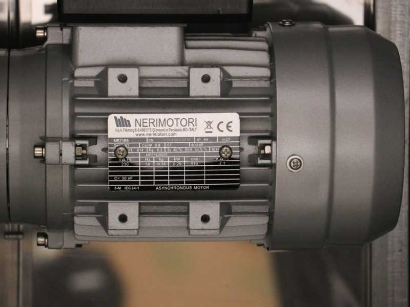 River Systems Piumona 55 - Desplumadora de rodillos
