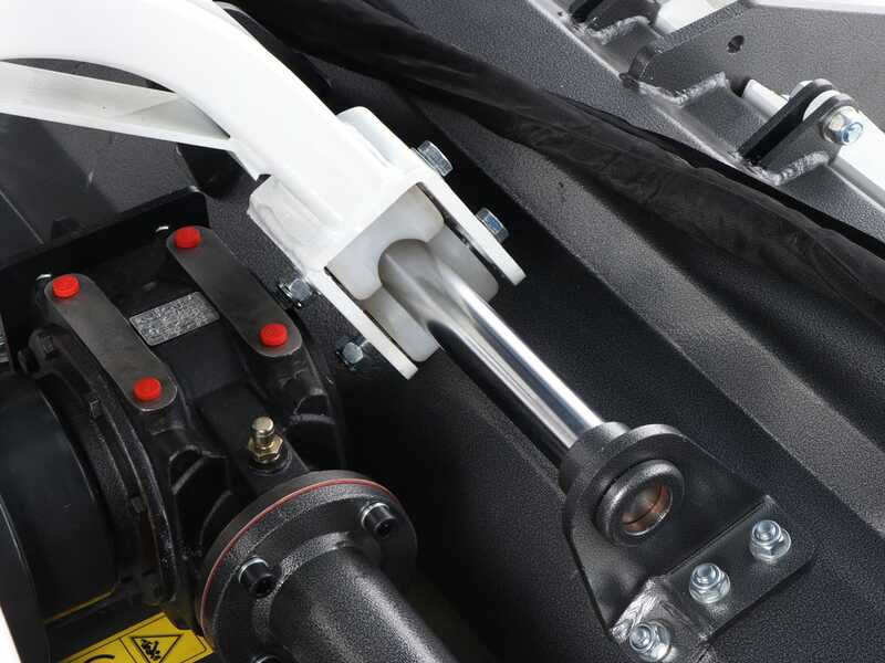 BlackStone BP-CD 160 - Trituradora para tractor - Serie pesada - Desplazamiento hidr&aacute;ulico